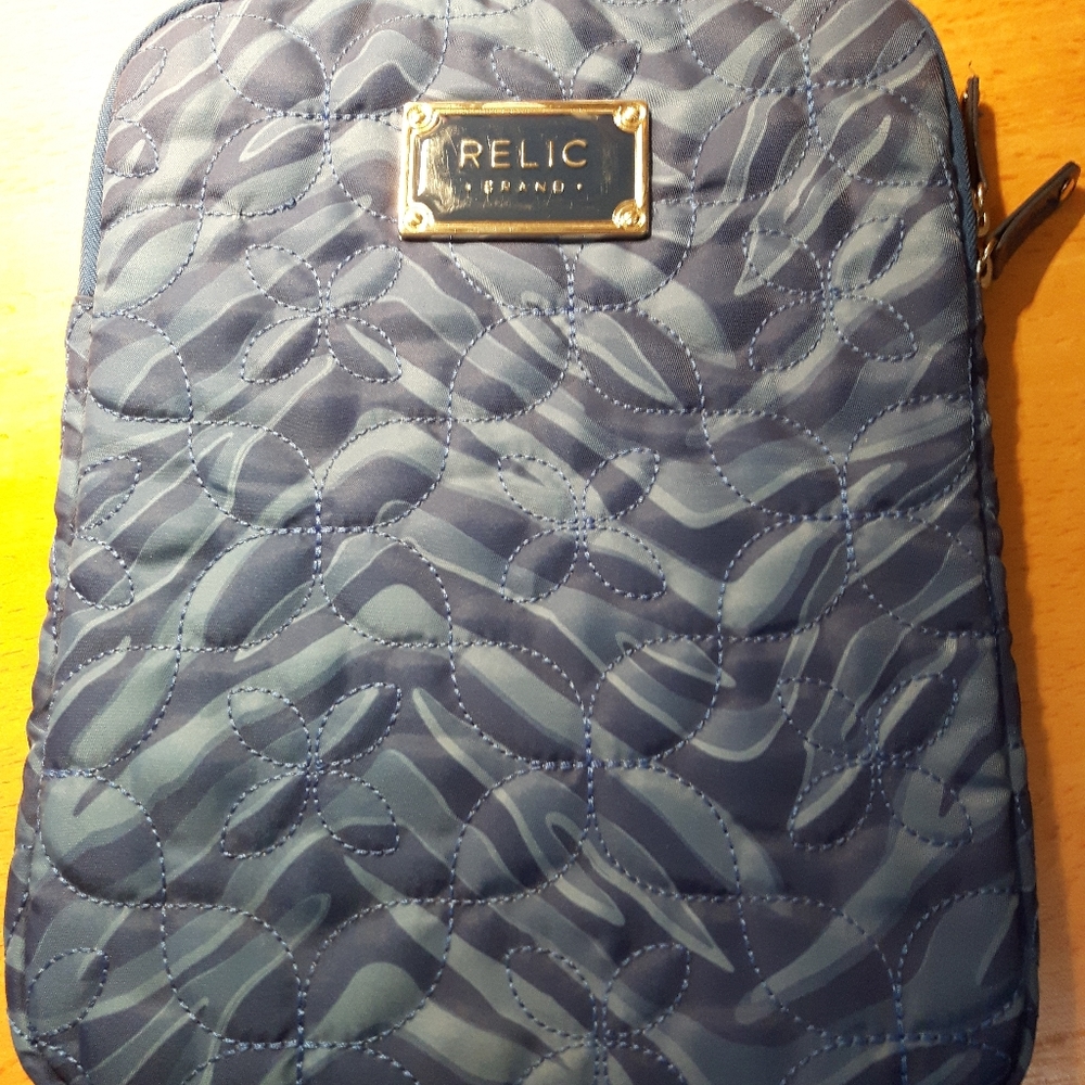 Fossil relic padded tablet case